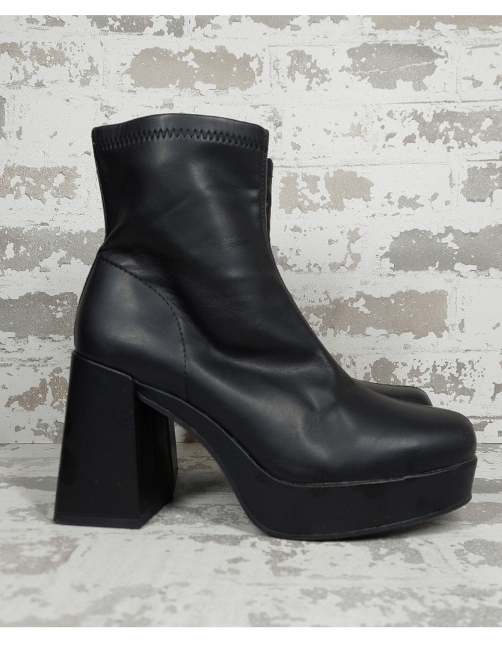 MIA Black Ilia Platform Block Heel Ankle Booties - Picture 2 of 4